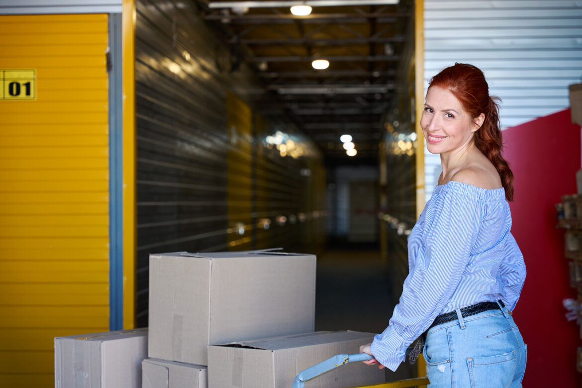 Maximizing Apartment Living: Why City Dwellers Swear by Self-Storage